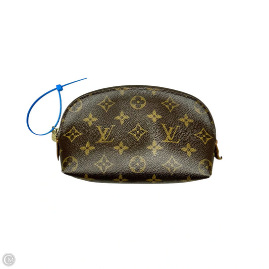 Makeup Bag Luxury Designer By Louis Vuitton, Size: Medium