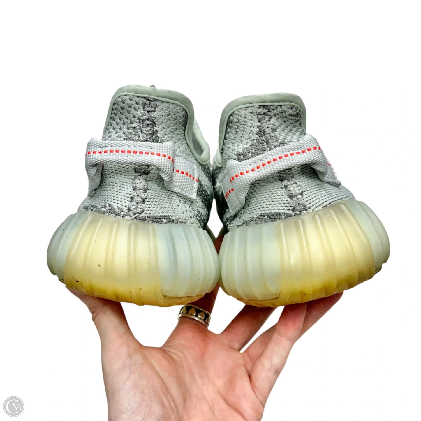 Shoes Luxury Designer By Yeezy In Grey & Red, Size: 7.5