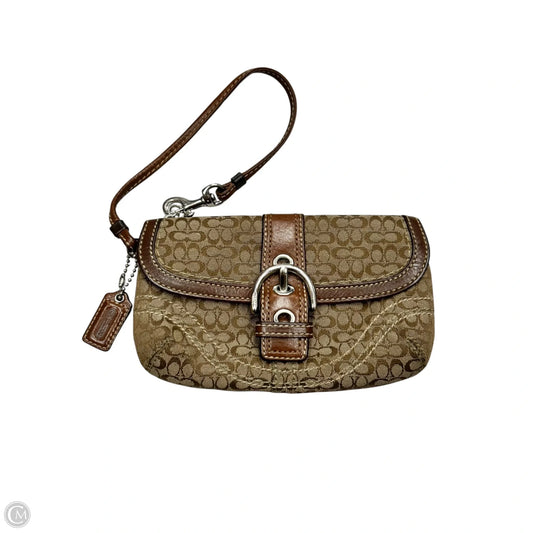 Wristlet Designer By Coach, Size: Medium