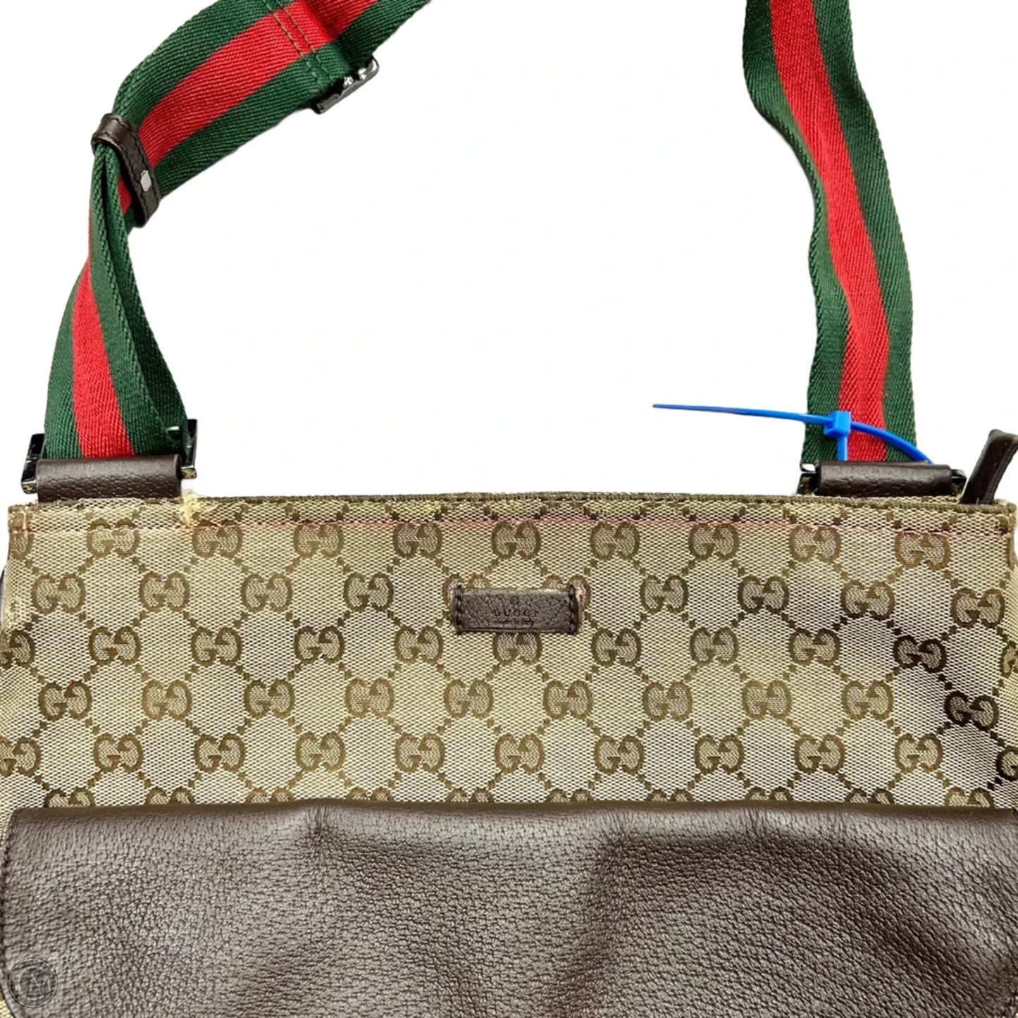 Crossbody Luxury Designer By Gucci, Size: Medium