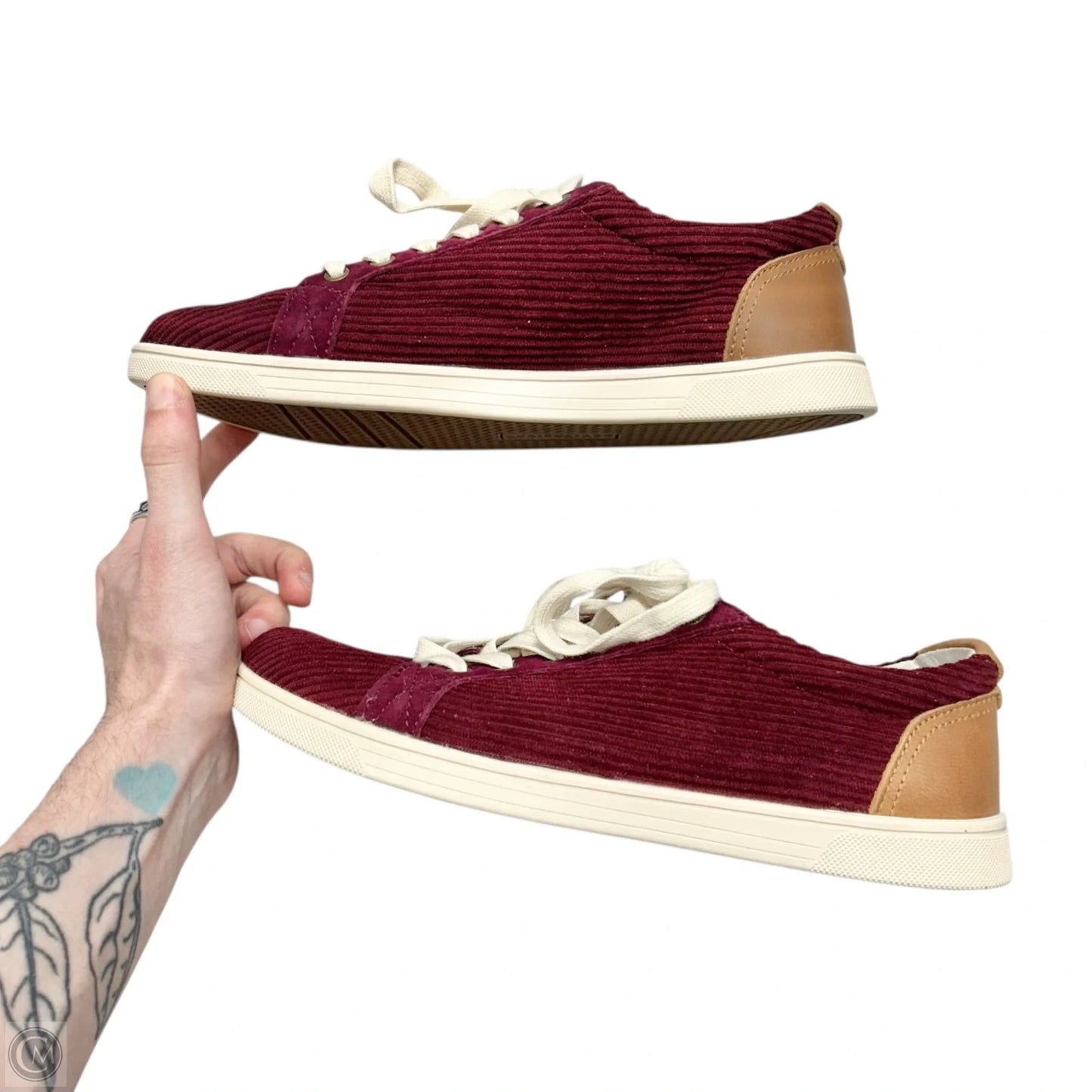 Shoes Flats By Revitalign In Maroon, Size: 7