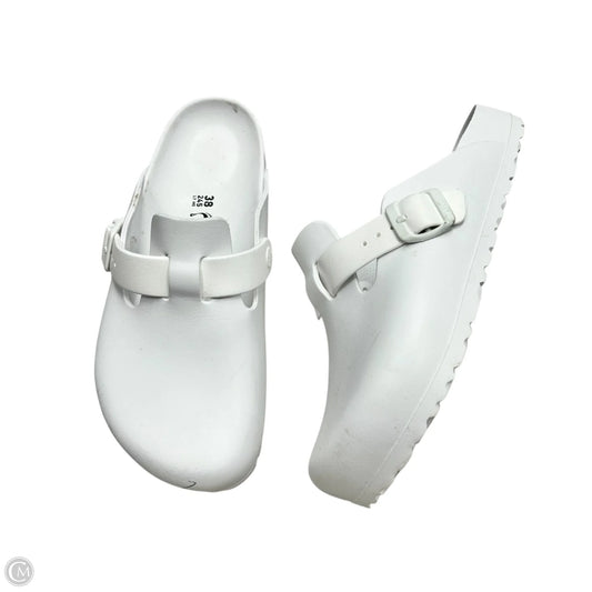 Sandals Flats By Birkenstock In White, Size: 7.5