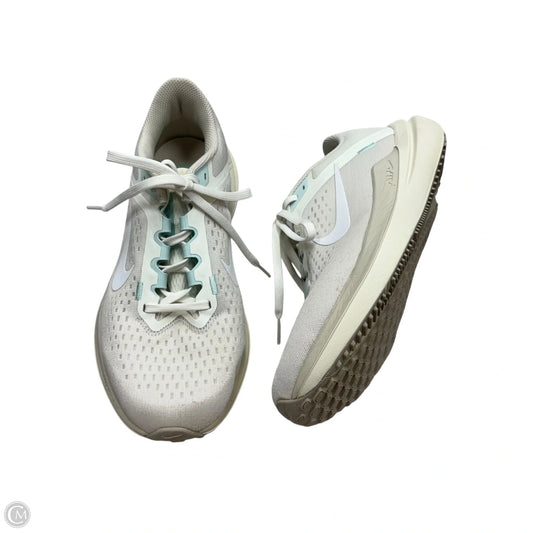 Shoes Athletic By Nike In White, Size: 9
