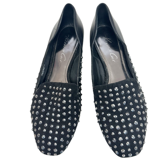 Black & Silver Shoes Flats By Kenneth Cole, Size: 8