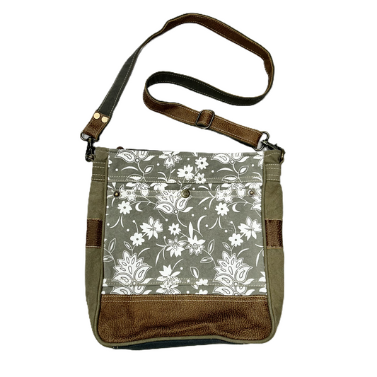 Crossbody By Myra, Size: Medium