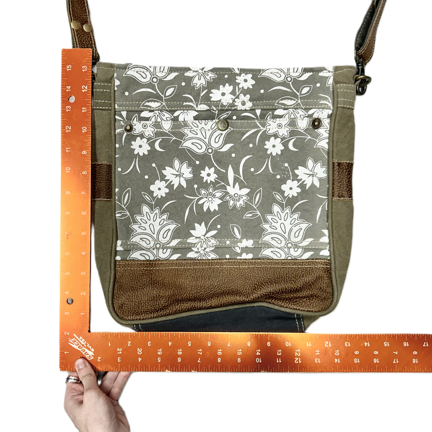 Crossbody By Myra, Size: Medium