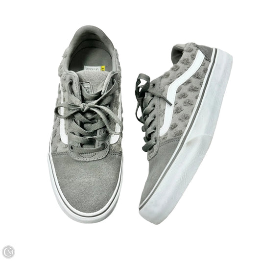 Shoes Sneakers By Vans In Grey & White, Size: 8