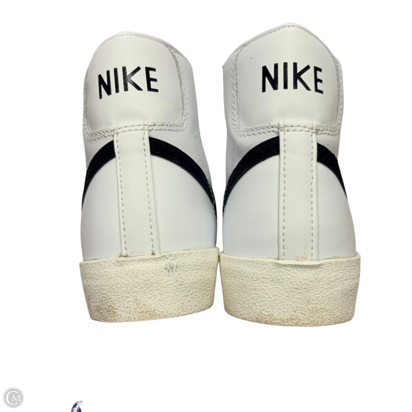 Shoes Sneakers By Nike In White, Size: 7