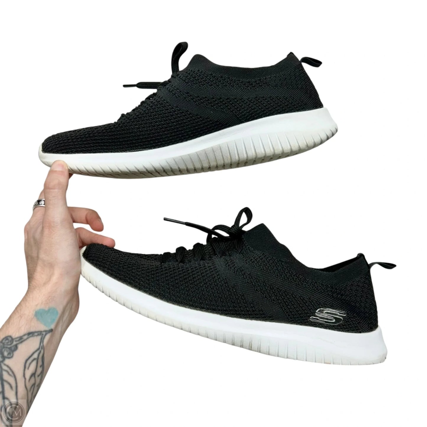 Shoes Sneakers By Skechers In Black, Size: 9