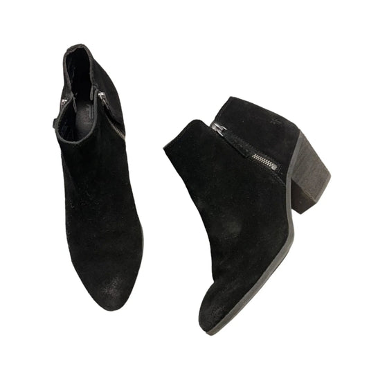 Boots Designer By Frye In Black, Size: 7