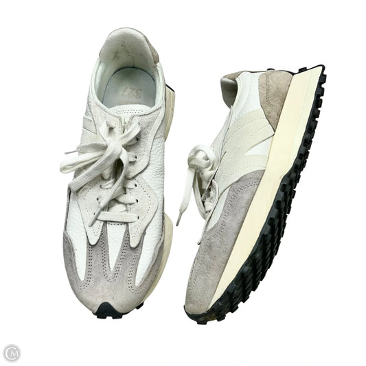 Shoes Athletic By New Balance In Grey & White, Size: 10.5