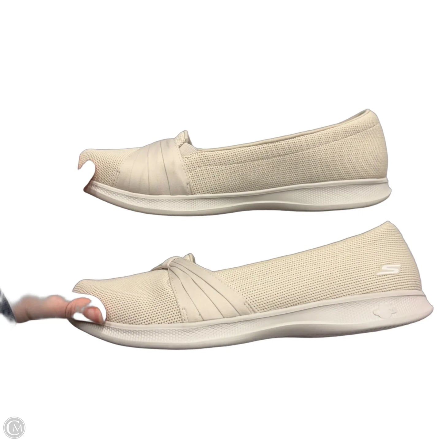 Shoes Flats By Skechers In Beige, Size: 11