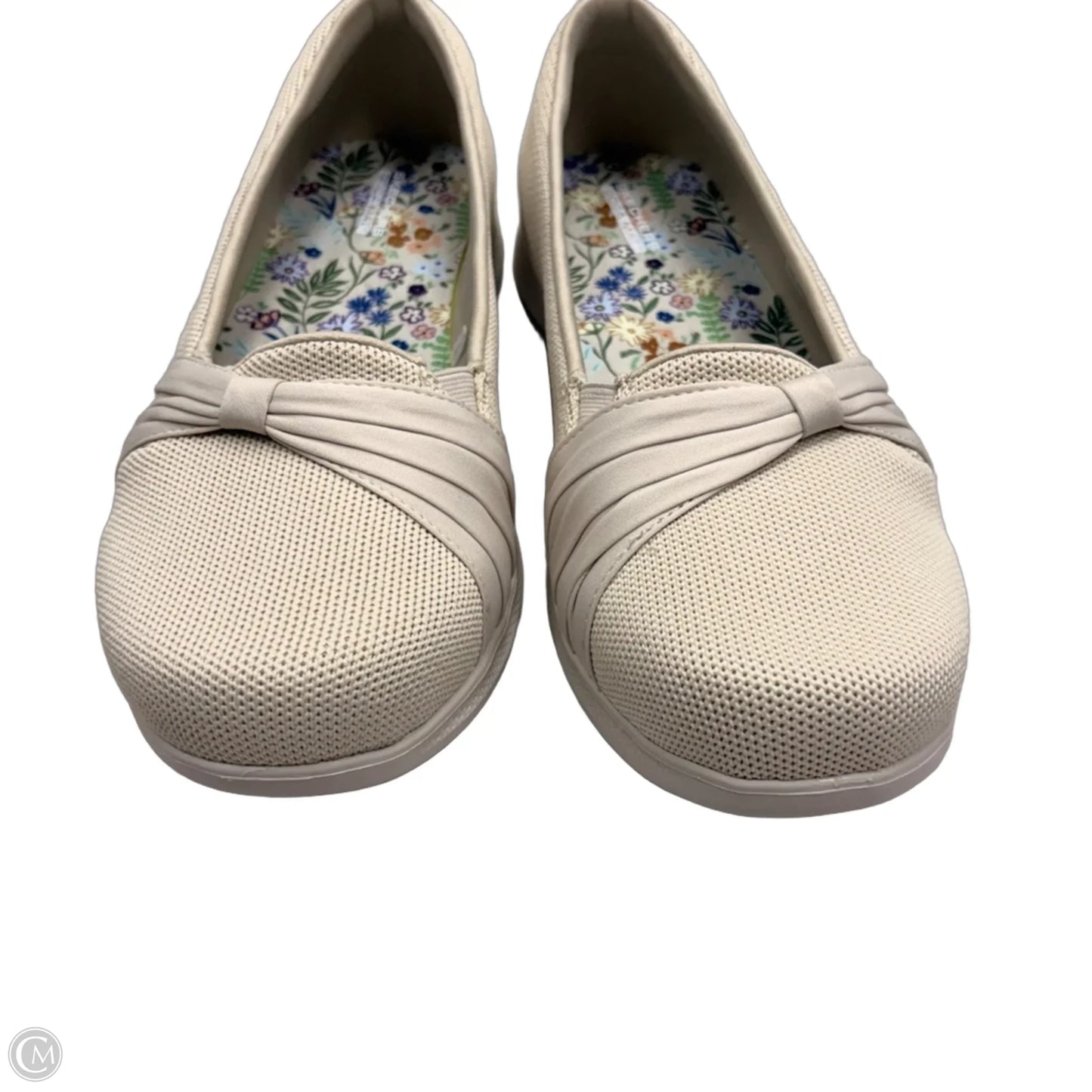 Shoes Flats By Skechers In Beige, Size: 11