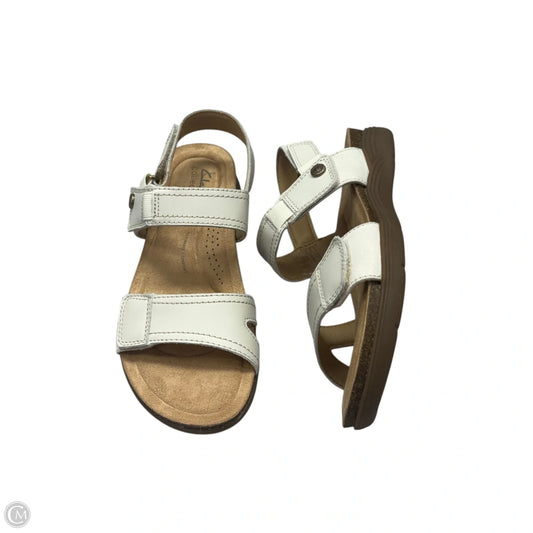 Sandals Flats By Clarks In Tan & White, Size: 7