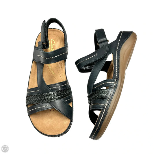 Sandals Flats By Clarks In Black & Brown, Size: 7