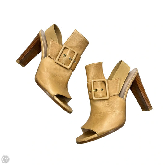 Shoes Designer By Stuart Weitzman In Brown, Size: 8.5