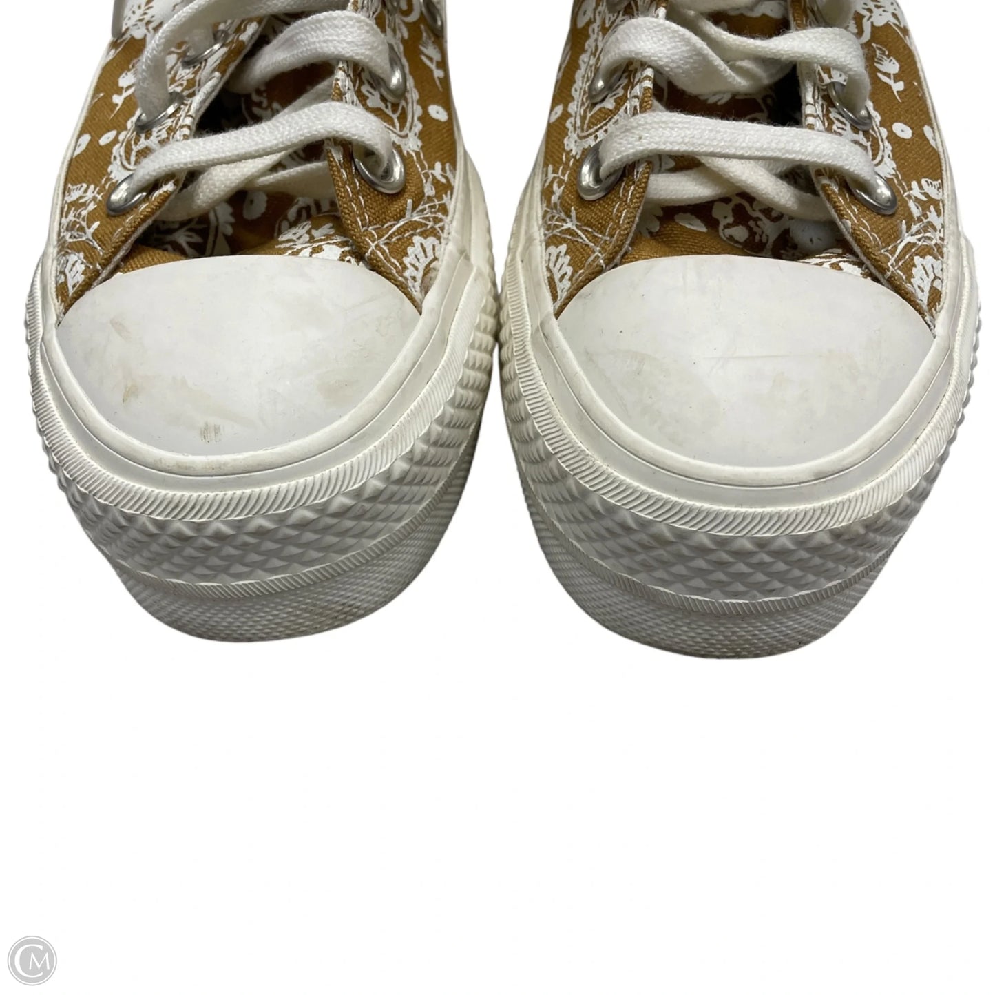 Shoes Sneakers Platform By Converse In White & Yellow, Size: 5.5