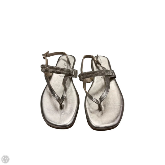 Sandals Flats By Clothes Mentor In Silver, Size: 11.5
