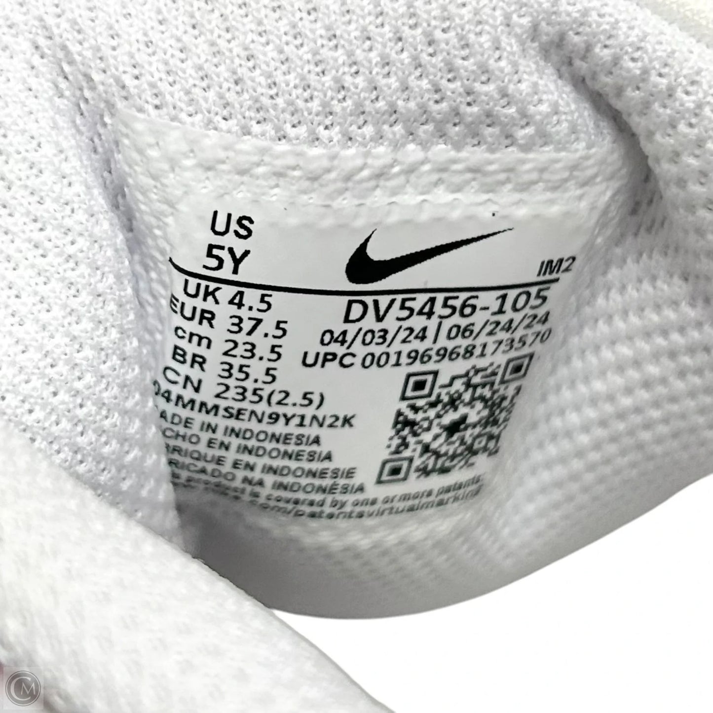 Shoes Sneakers By Nike In Pink & White, Size: 6.5