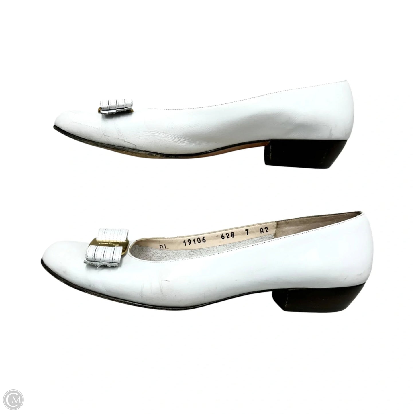 Shoes Luxury Designer By Ferragamo In White, Size: 7