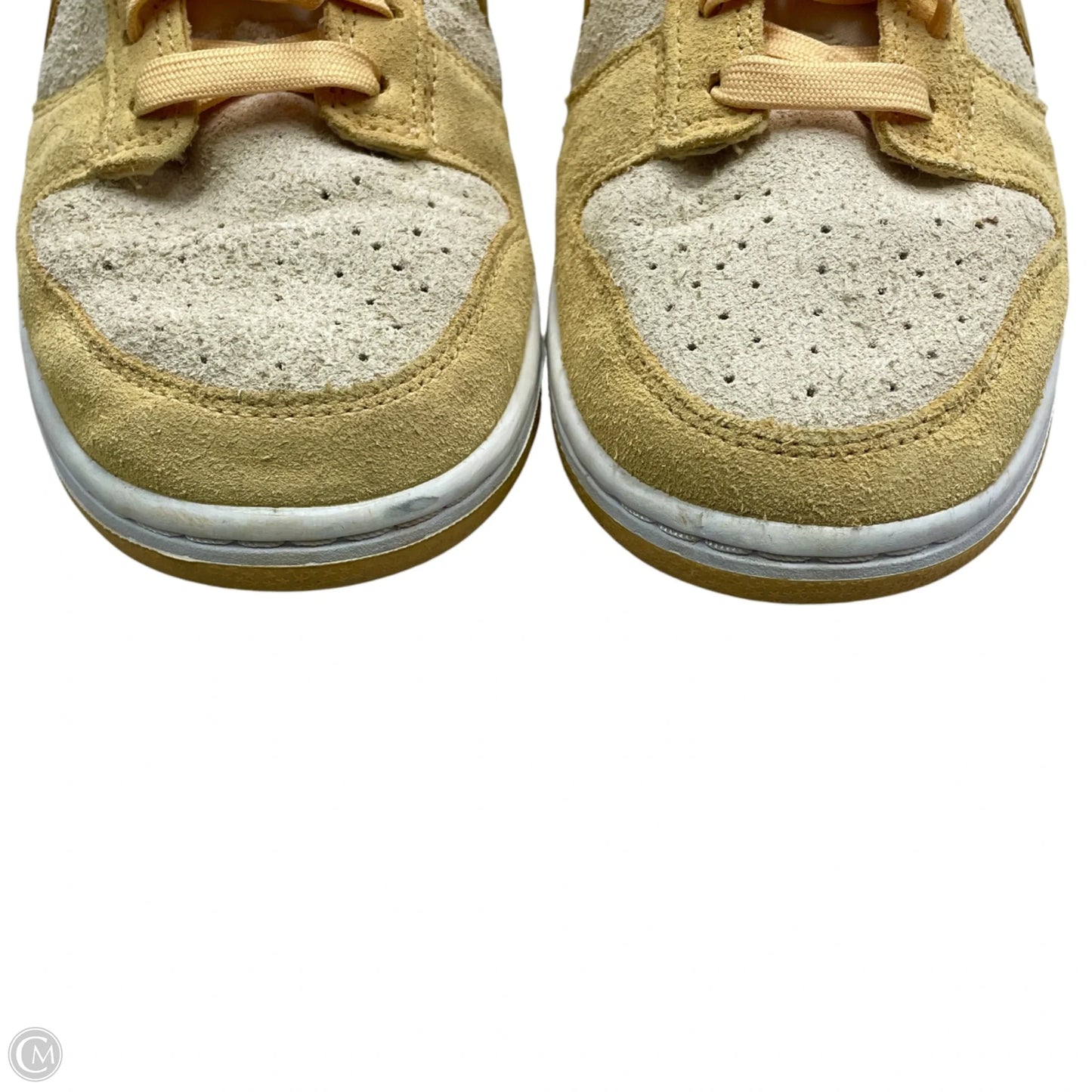Shoes Sneakers By Nike In Tan & Yellow, Size: 7