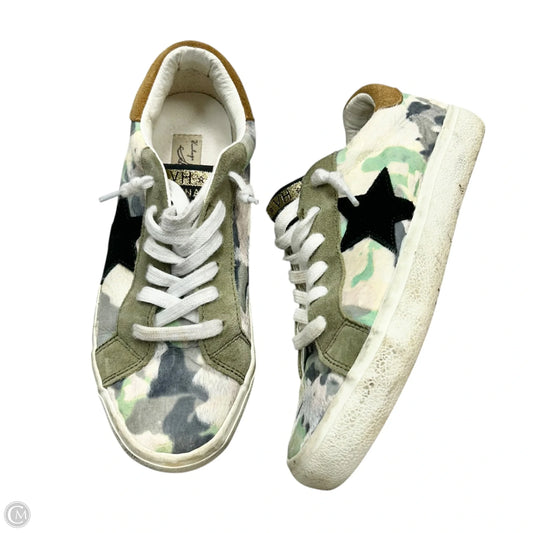 Shoes Sneakers By Vintage Havana In Green & White, Size: 6.5