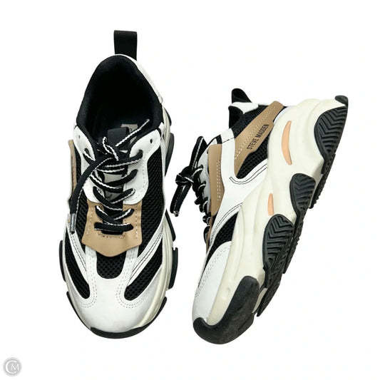 Shoes Sneakers By Steve Madden In Black & White, Size: 6.5