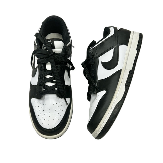 Shoes Sneakers By Nike In Black & White, Size: 8.5