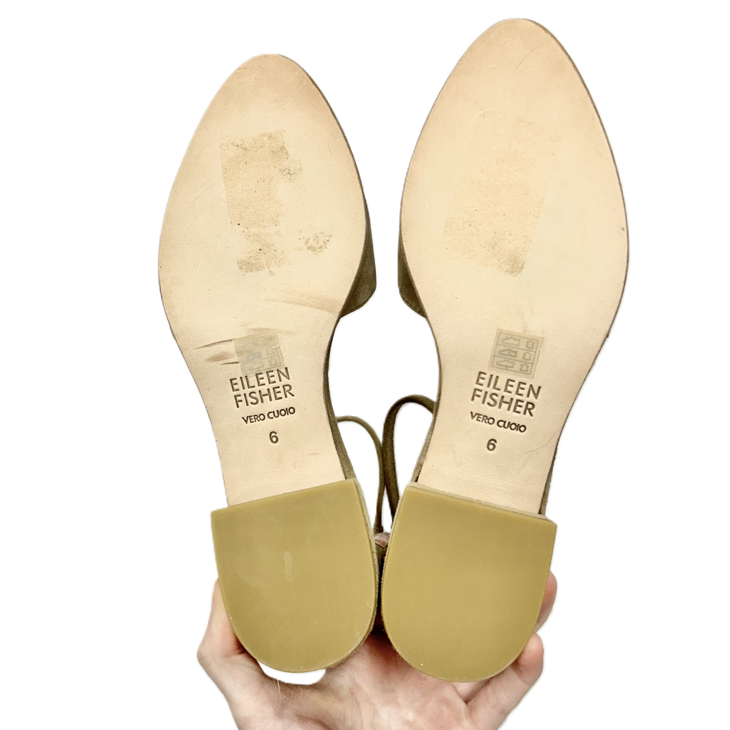 Shoes Flats By Eileen Fisher In Tan, Size: 6