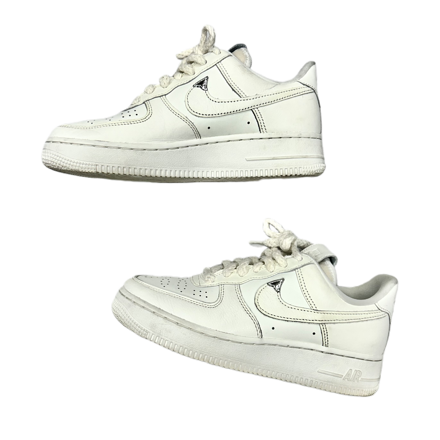 Shoes Sneakers By Nike In White, Size: 7.5