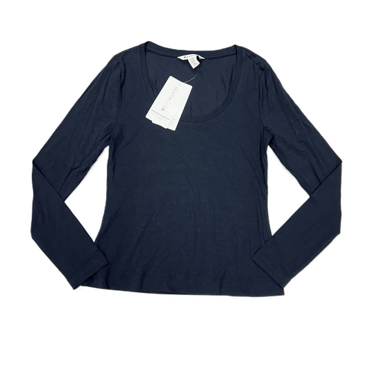 Top Long Sleeve By Athleta In Navy, Size: Xs