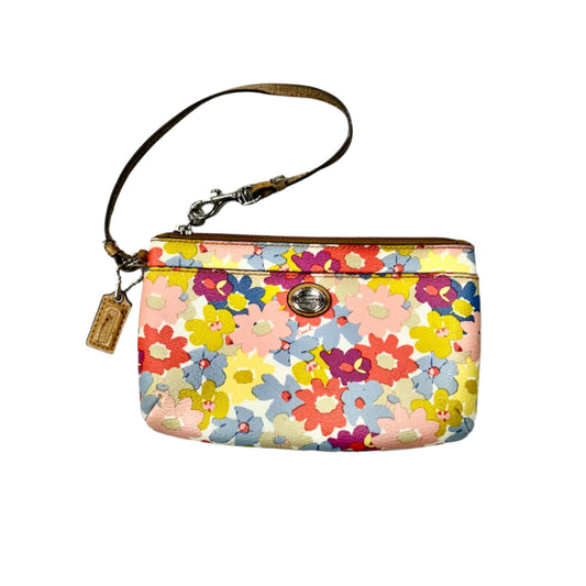 Wristlet Designer By Coach, Size: Medium