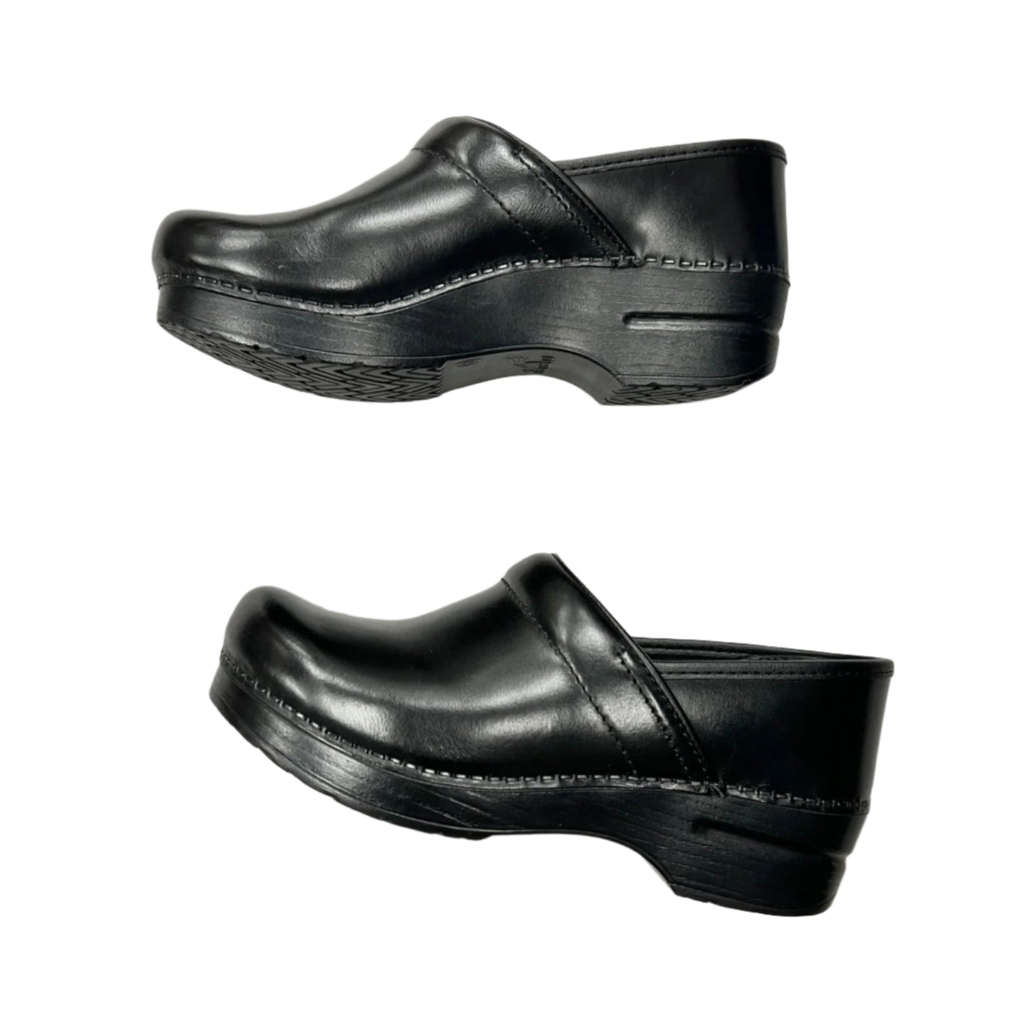 Shoes Flats By Dansko In Black, Size: 7.5