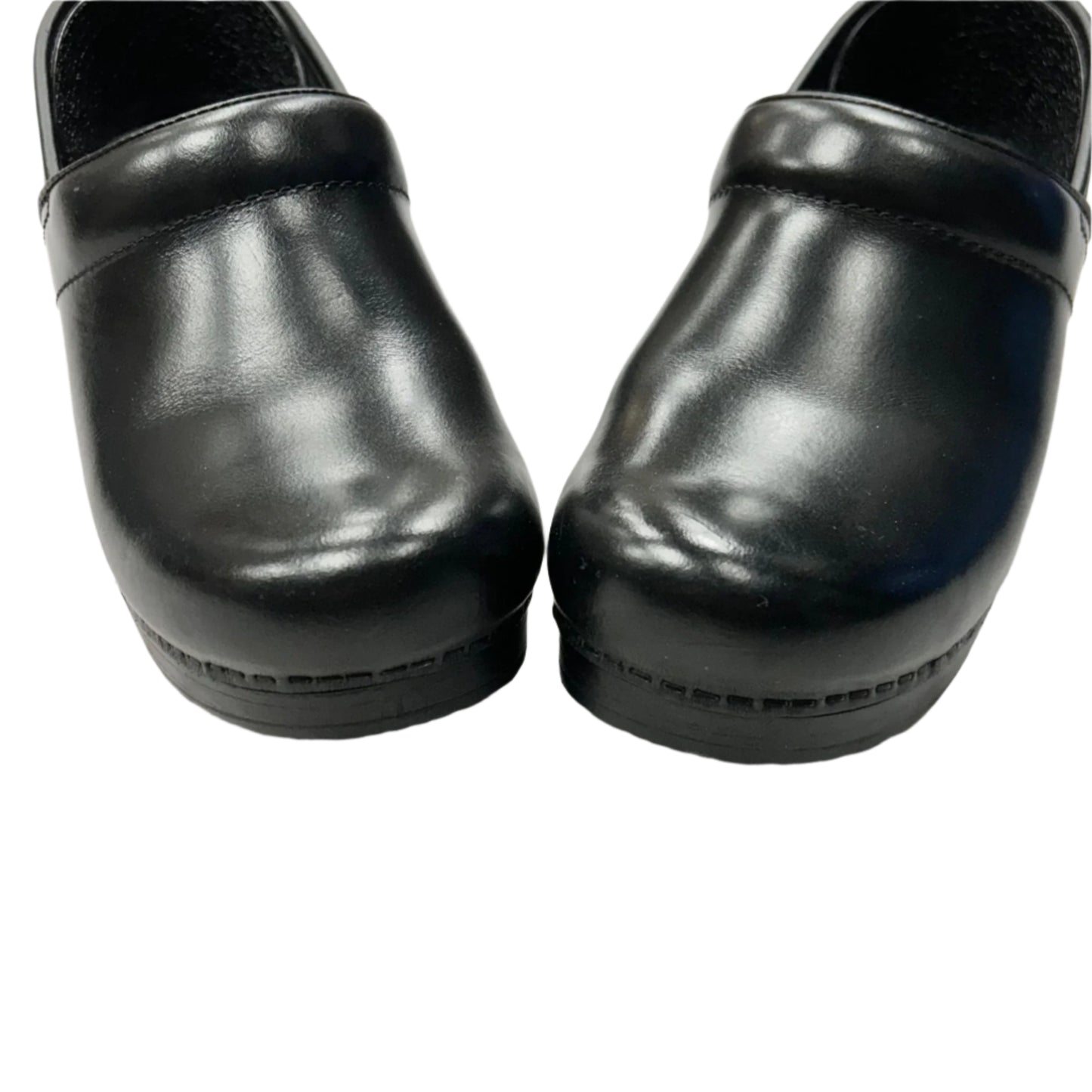 Shoes Flats By Dansko In Black, Size: 7.5