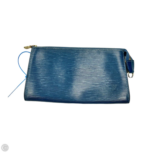 Wristlet Luxury Designer By Louis Vuitton, Size: Medium