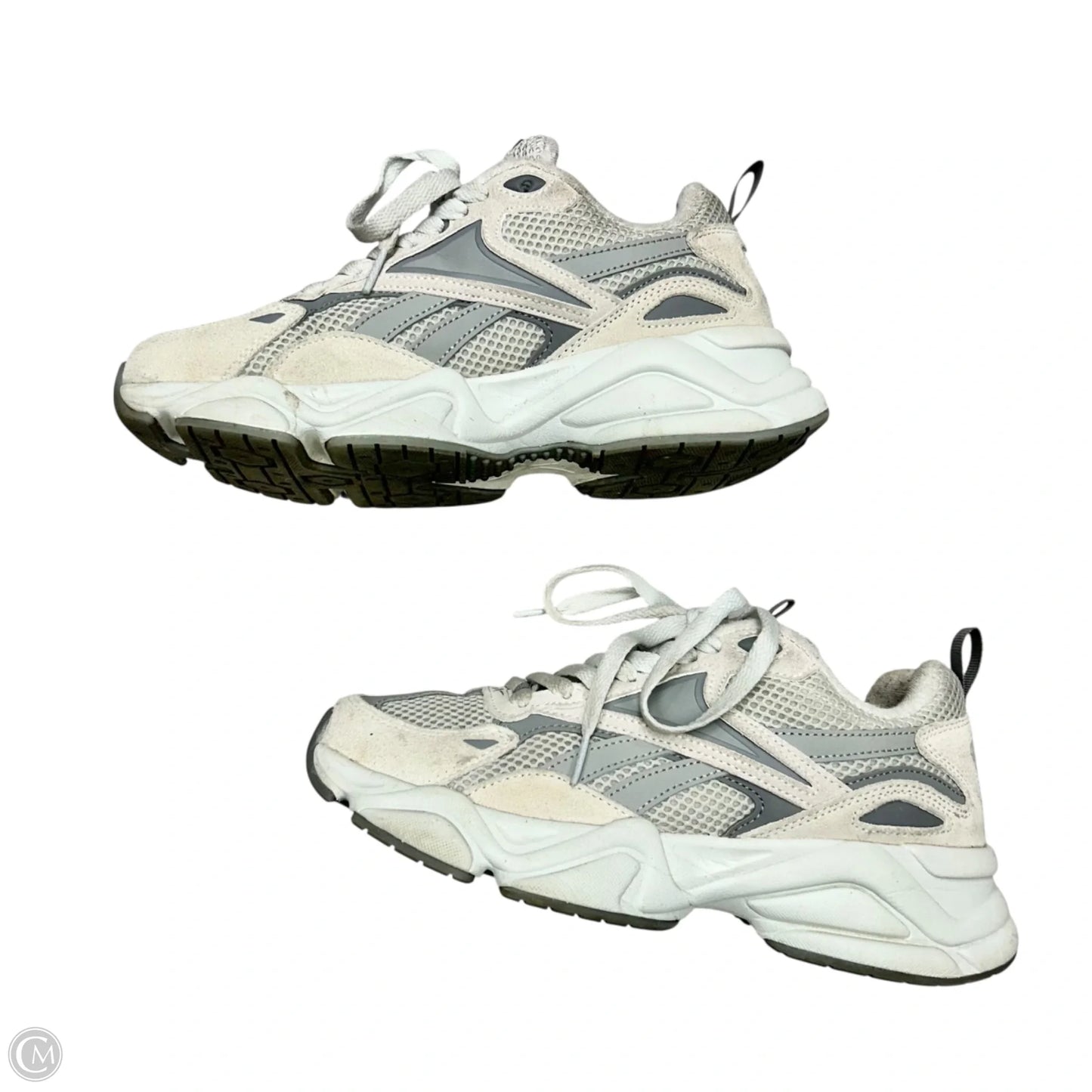 Shoes Athletic By Reebok In Grey & White, Size: 9