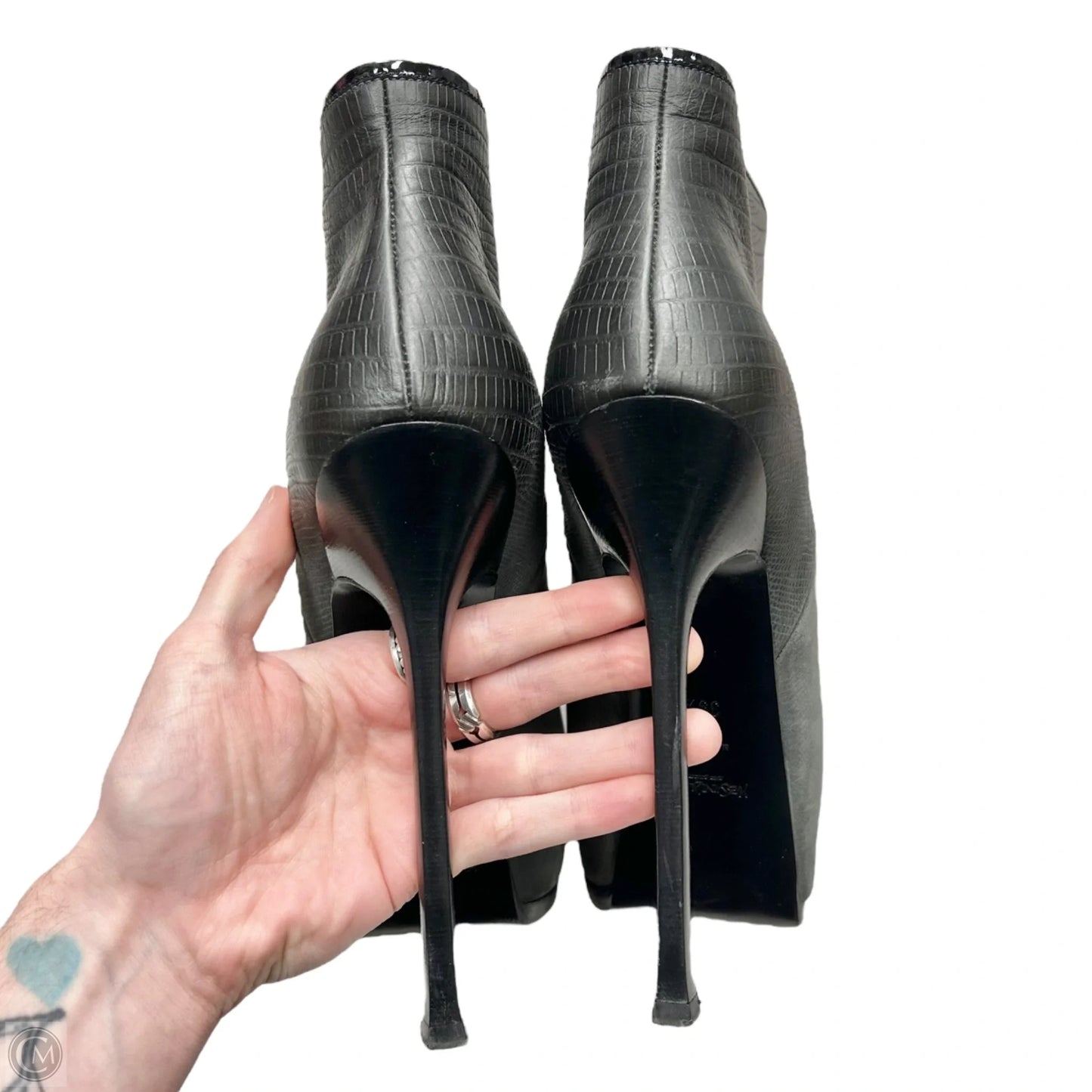 Boots Luxury Designer By Yves Saint Laurent In Black, Size: 9