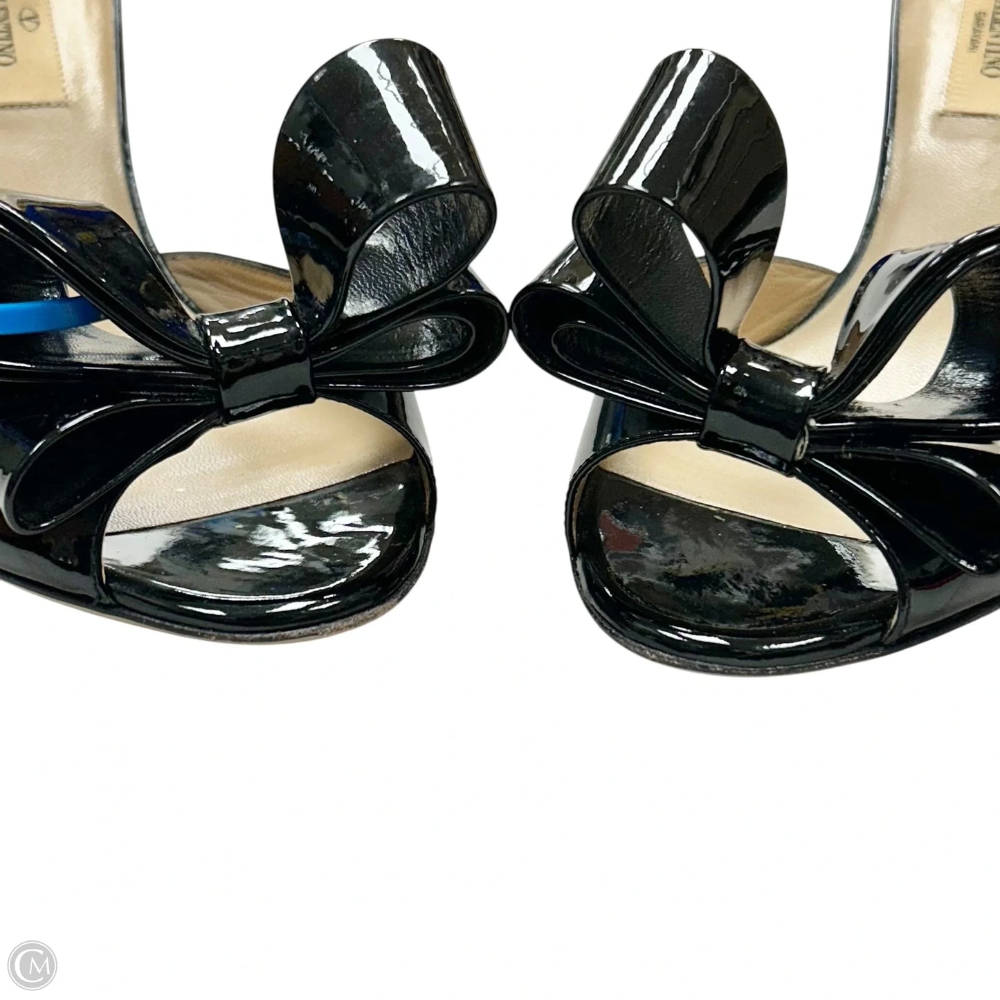 Sandals Luxury Designer By Valentino-garavani In Black, Size: 6
