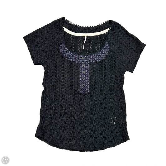 Top Short Sleeve By Free People In Black & Blue, Size: S