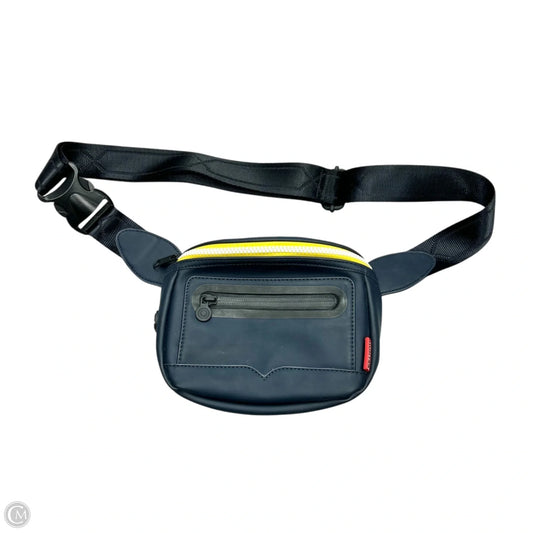 Belt Bag By Hunter, Size: Medium