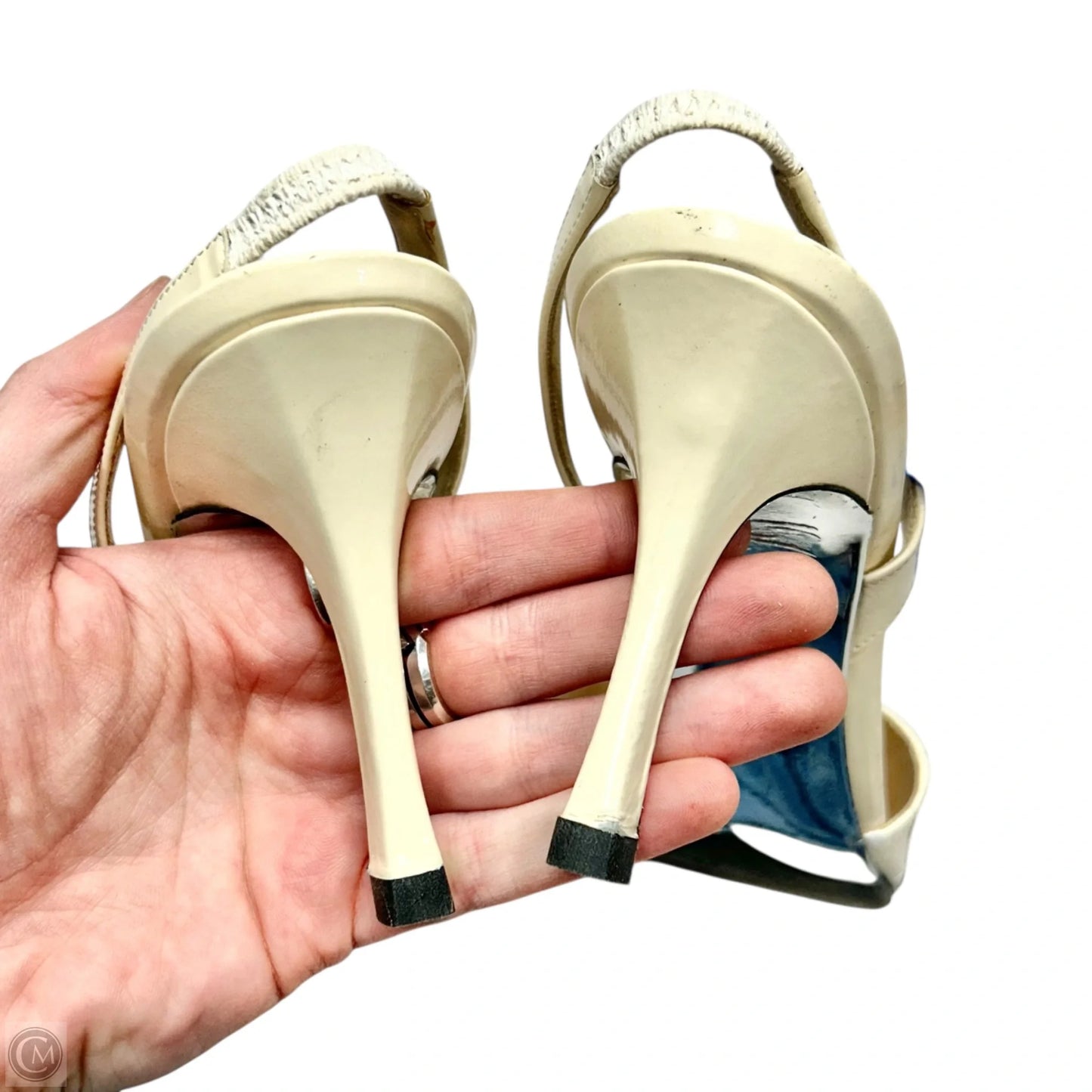 Shoes Luxury Designer By Chanel In Cream, Size: 6.5