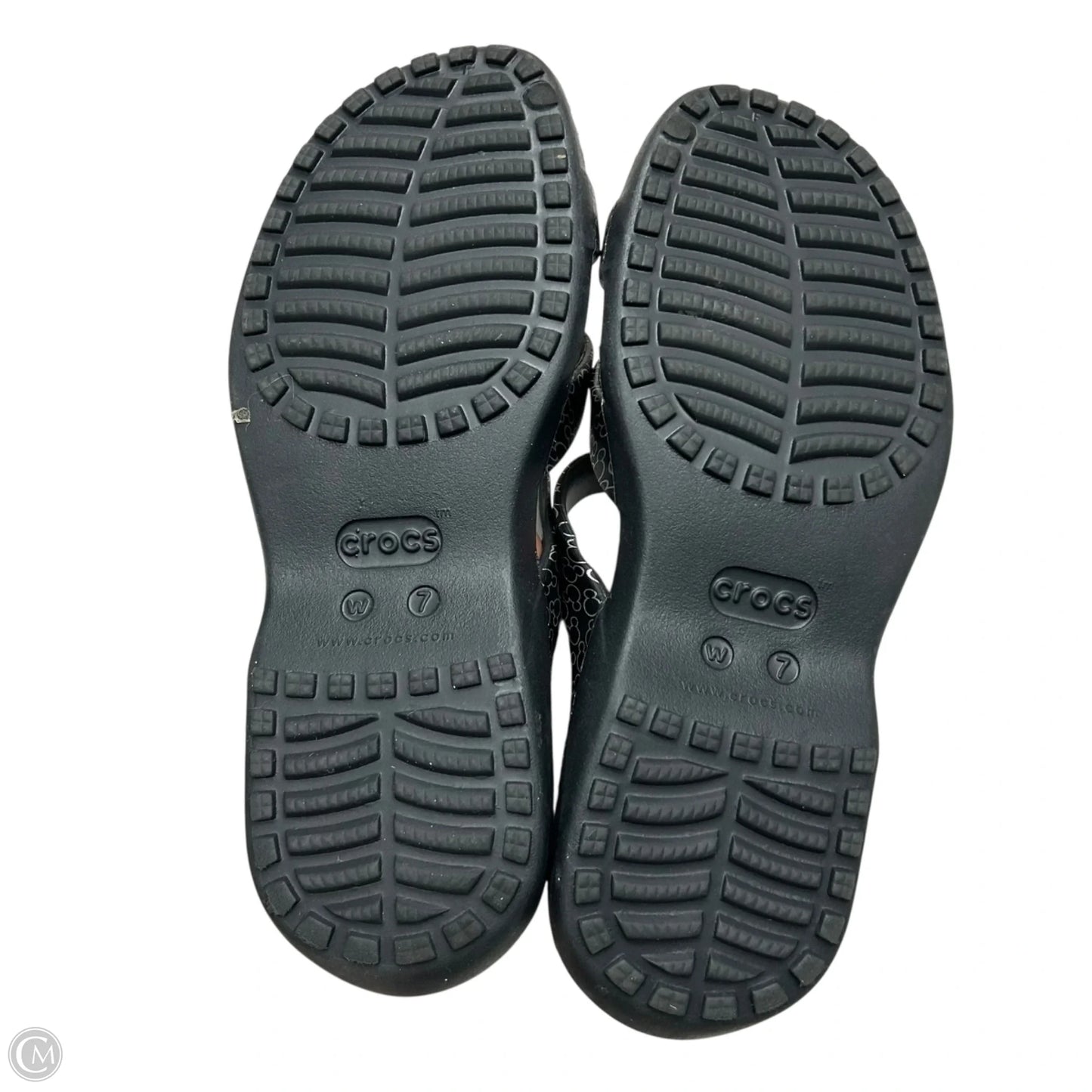Sandals Flats By Crocs In Black, Size: 7
