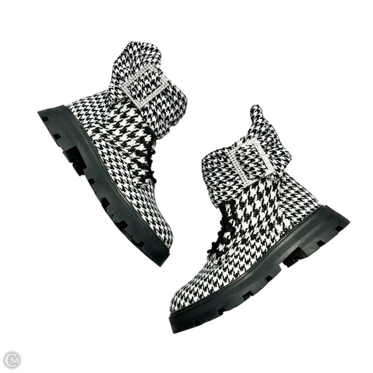 Boots Combat By Betsey Johnson In Black & White, Size: 8.5