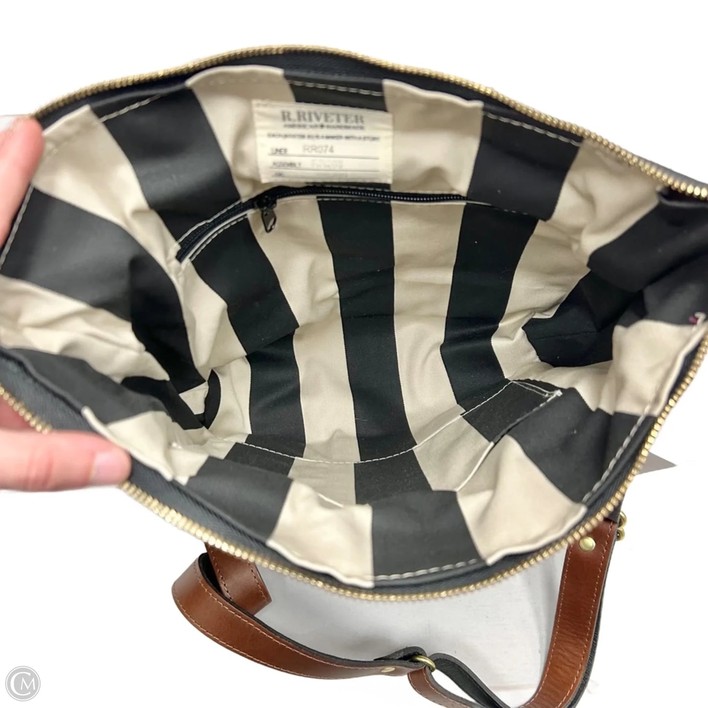 Handbag By R. Riveter, Size: Medium