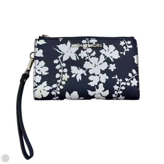 Wristlet Designer By Michael Kors, Size: Medium