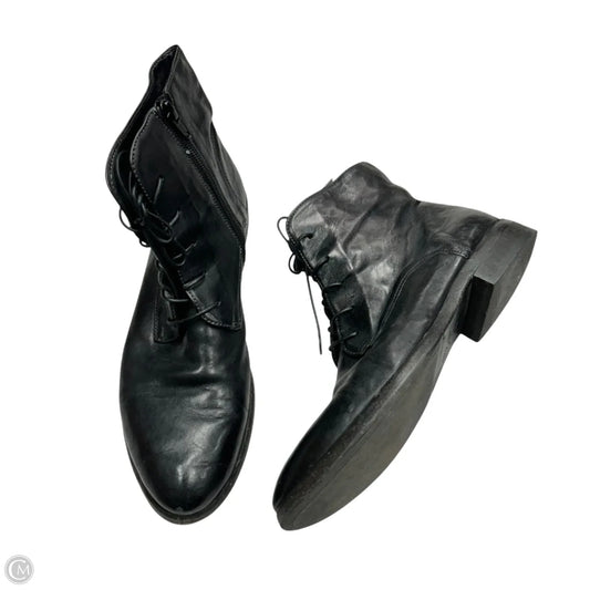 Boots Ankle Flats By Gidigio In Black, Size: 7.5