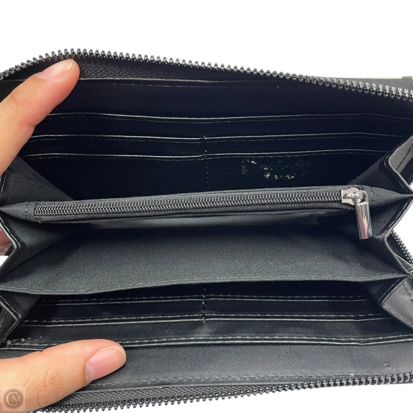 Wallet, Size: Medium