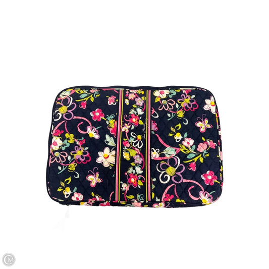 Laptop Sleeve By Vera Bradley, Size: Large
