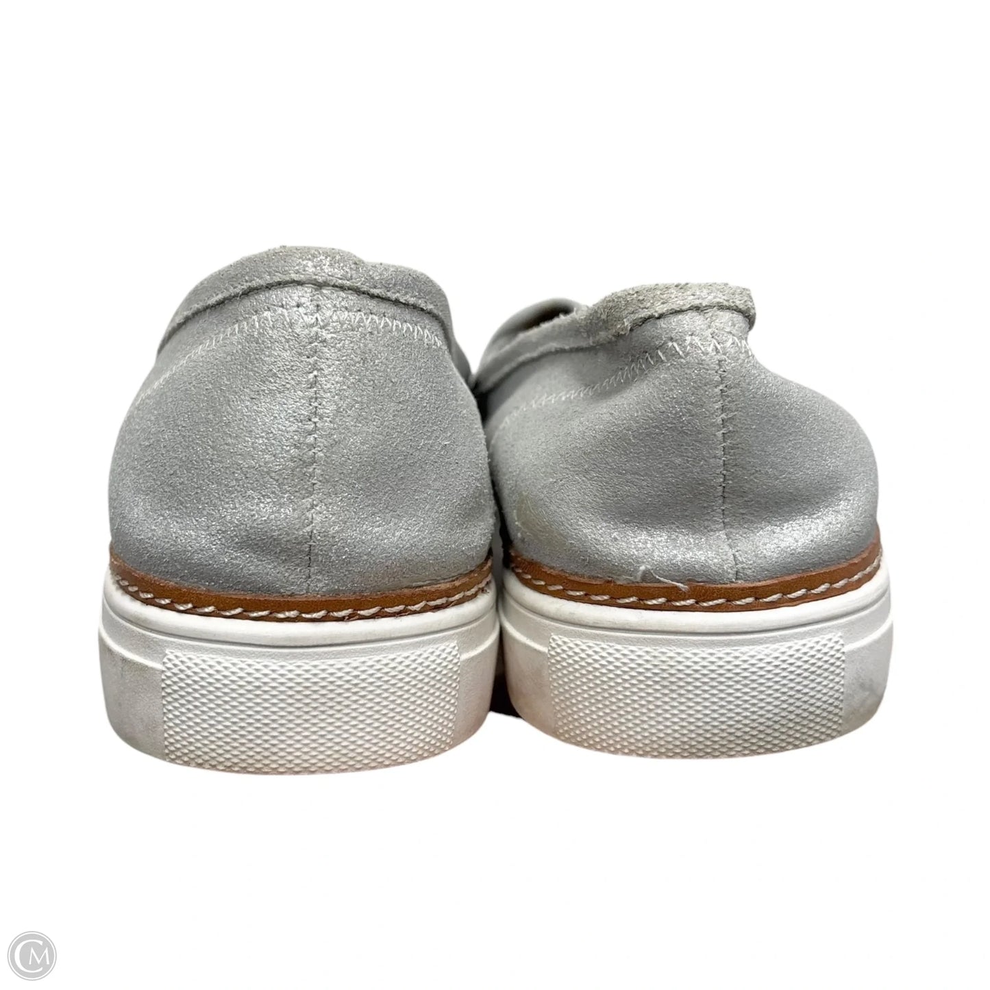 Shoes Flats By Aerosoles In Silver, Size: 8