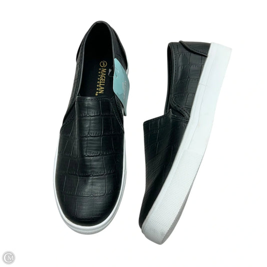 Shoes Sneakers By Magellan In Black & White, Size: 10